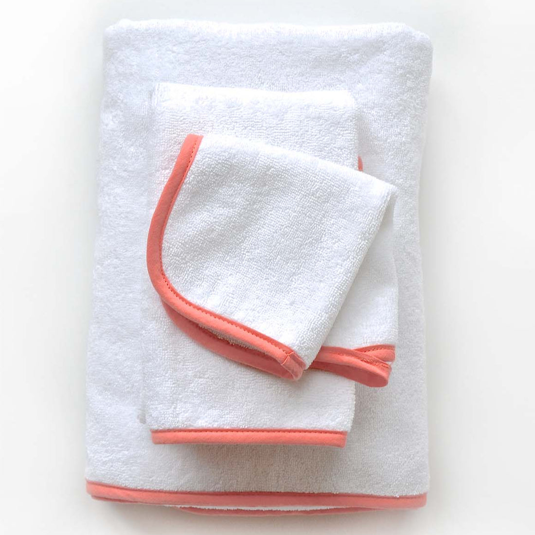 PIPED TERRY BATH TOWEL