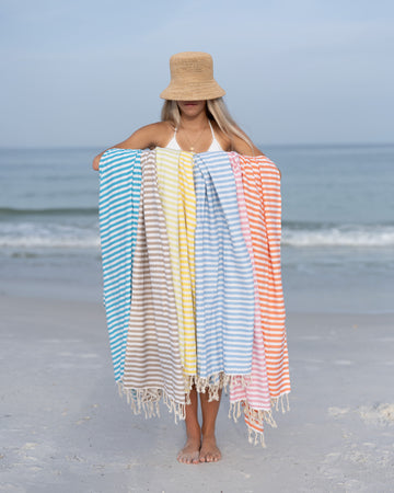BEACH CANDY TOWEL