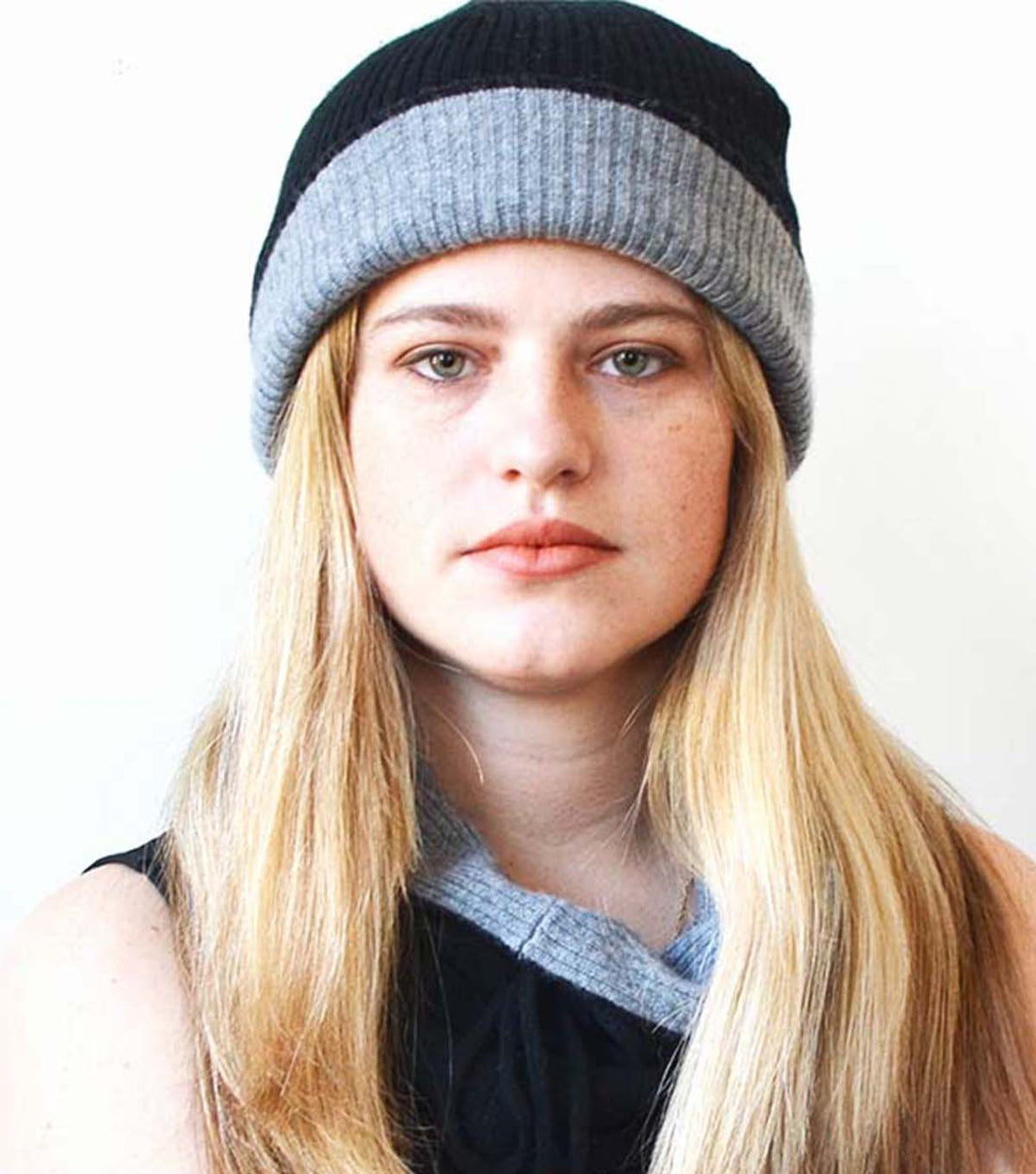 Ribbed Cashmere Beanie and Neck Gator Set