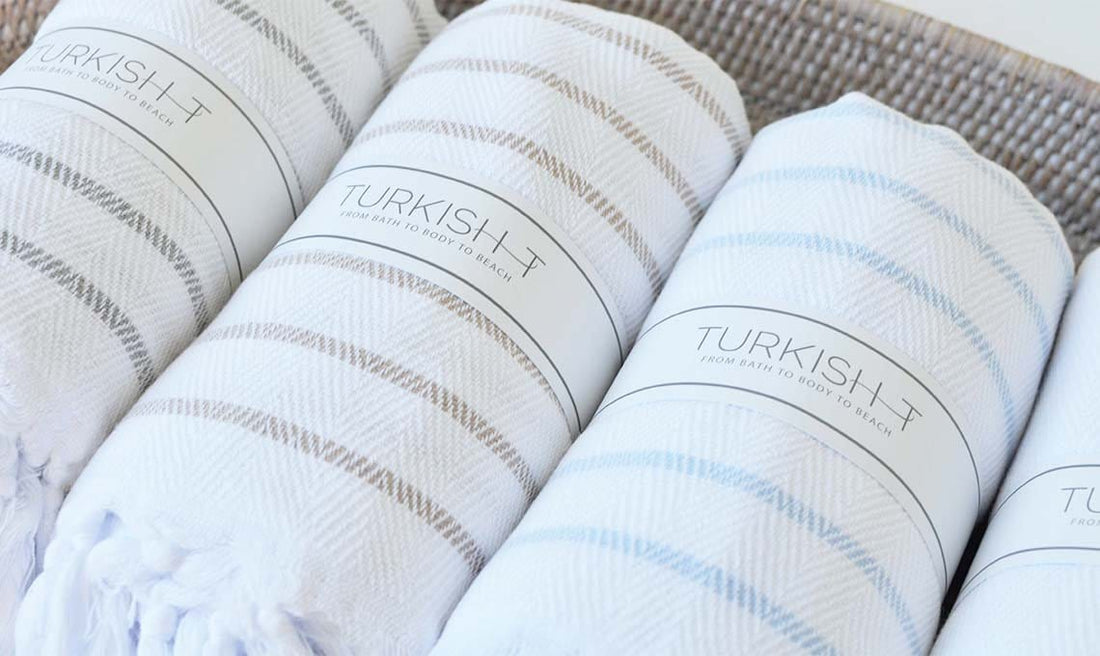 Lake Towel - White/Black - Turkish T