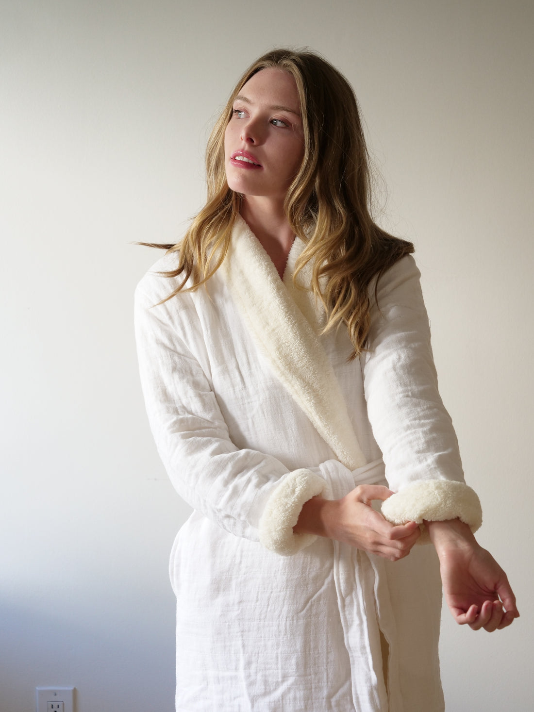 UNISEX SHERPA LINED BATHROBE