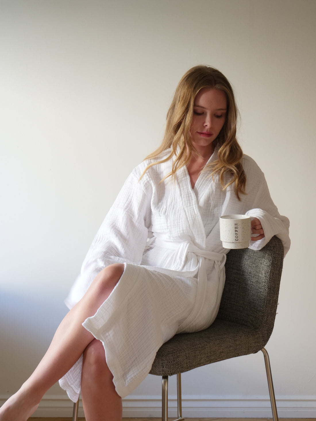 UNISEX STONEWASHED BATHROBE