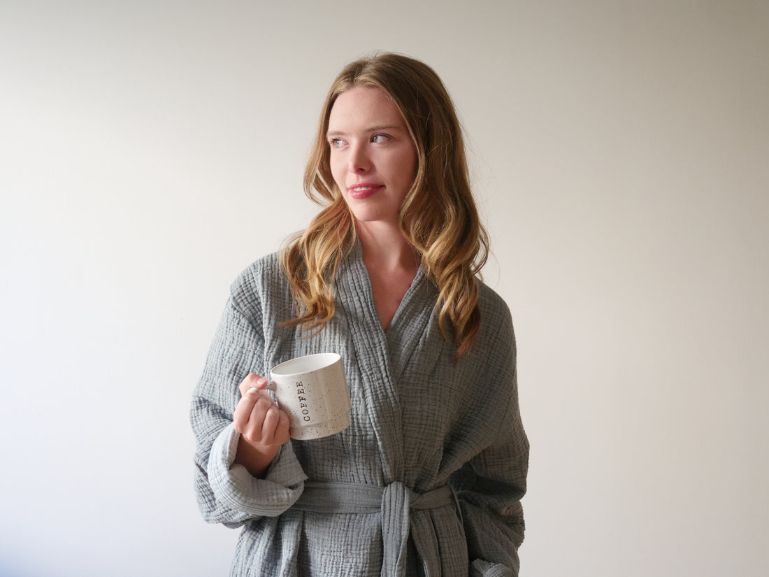 UNISEX STONEWASHED BATHROBE